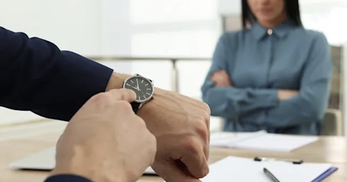 Spanish Woman Fired After Repeatedly Showing Up To Work Too Early